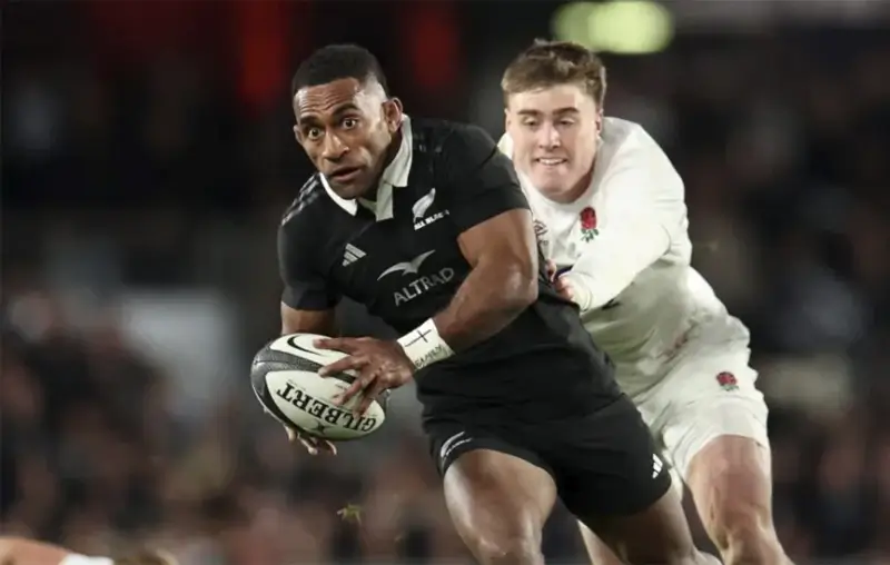 "Мне нужно повышать уровень": Севу Рис реагирует на "безумную" глубину состава All Blacks