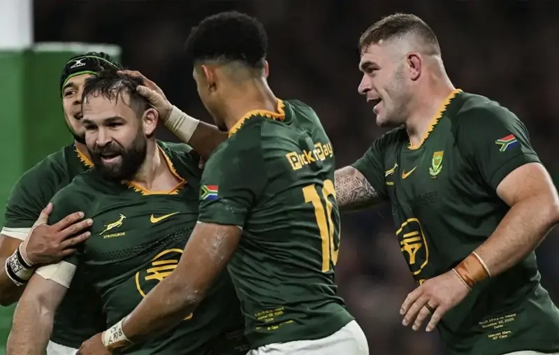 Ирландия получила пять карточек, а Боксы выиграли хаотичный тест