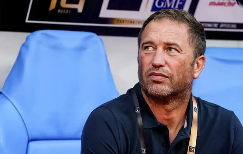 Бывший главный тренер Castres Пьер-Анри Бронкан вошёл в тренерский штаб сборной Австралии, где отвечает за молы и атакующую игру форвардов. ©Icon Sport