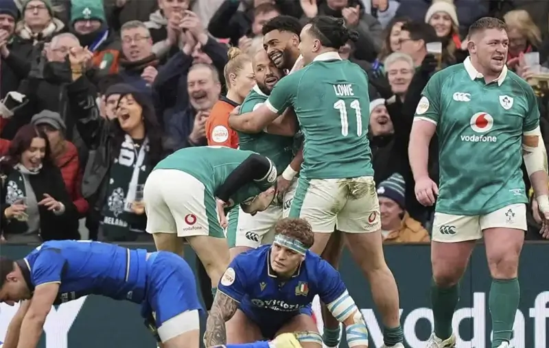 Безжизненная Ирландия обязана спасительному выходу игроков со скамейки, одержав минимальную победу над прогрессирующей Италией
