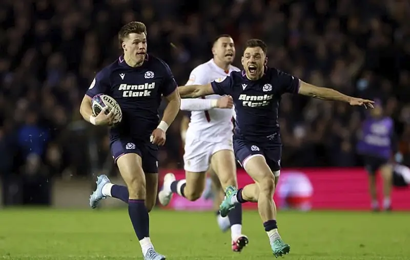 Шотландия 31–20 Англия: команда Стива Бортвика развалилась в тяжёлой битве за Кубок Калькутты, а кампания Six Nations потерпела серьёзный удар