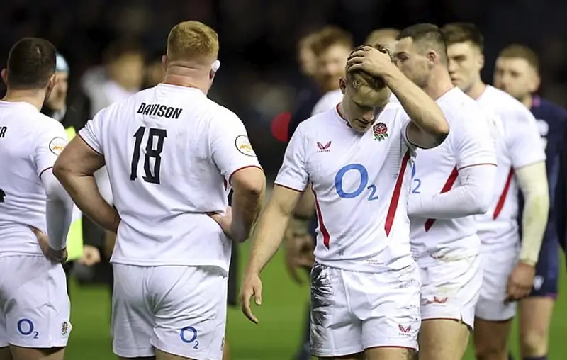 Тот самый приём, который Англия упустила и который мог принести им Calcutta Cup — и как Шотландия заставила команду Стива Бортвика заплатить после красной карточки Генри Аранделла